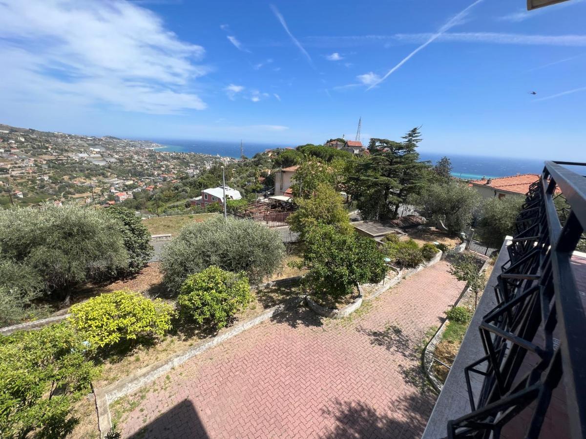 Villa In Collina Vista Mare San Remo Exterior foto
